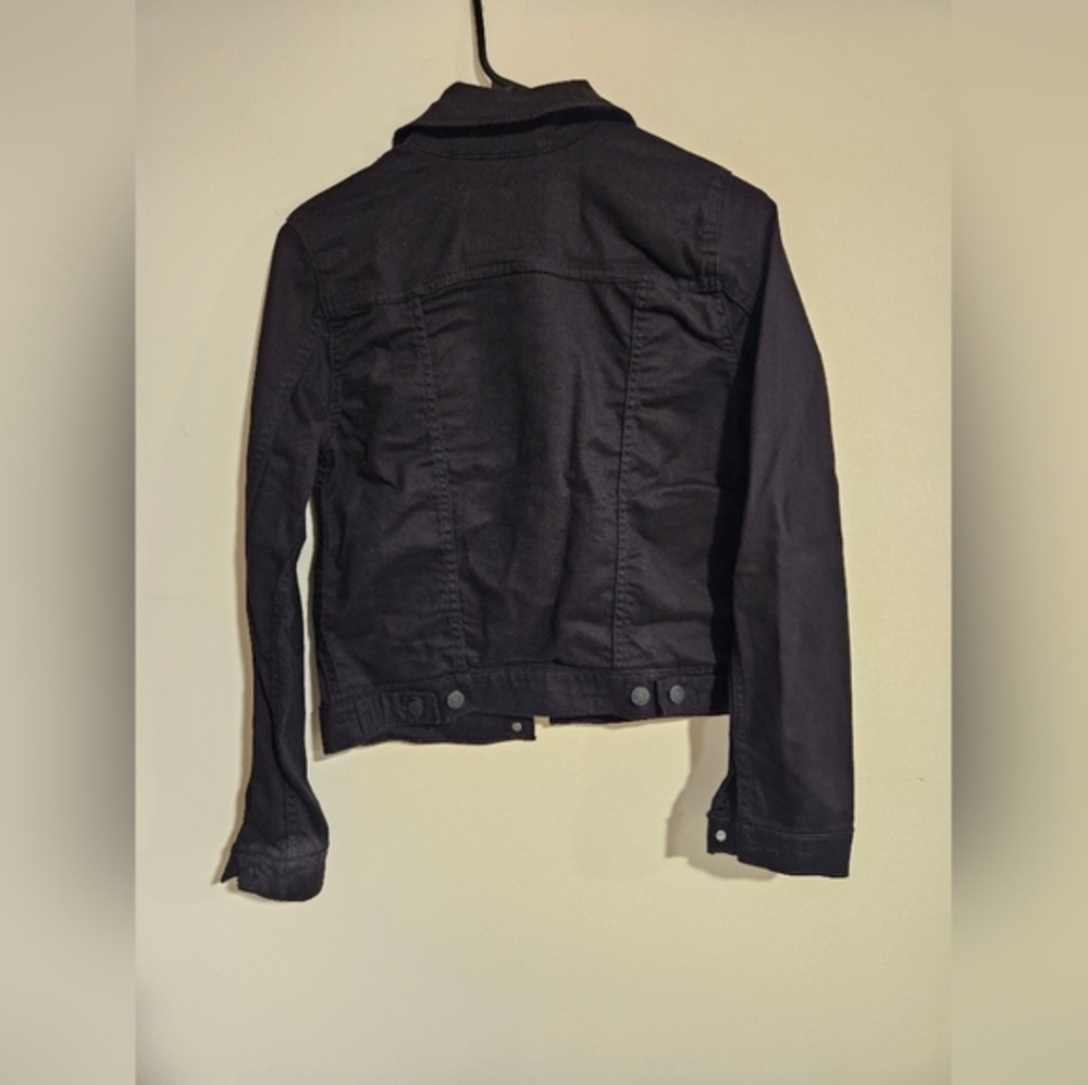 Women's Levi's Trucker Jacket - Picture 9 of 9